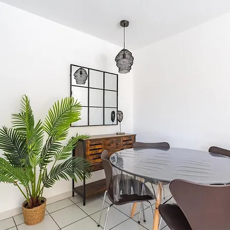 La Castillane - Appt Avec Piscine Partagee