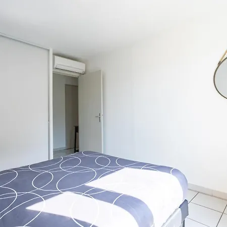 شقة La Castillane - Appt Avec Piscine Partagee *